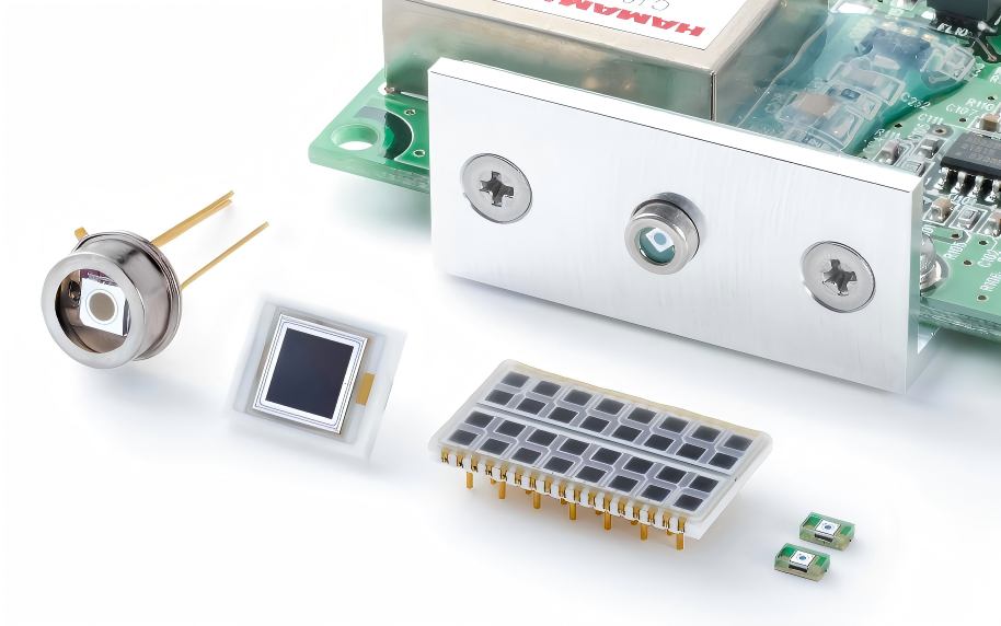 High Speed Photodetector Design: Overcoming Bandwidth Trade-offs 9 High Speed Photodetector 3